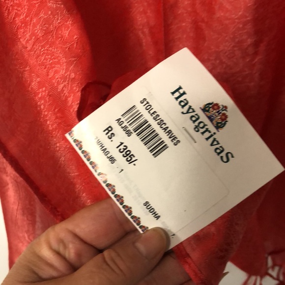 🐇 - bunny sale - 💯 % pure silk scarf from India - Picture 4 of 8